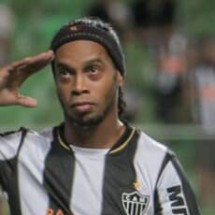 Ronaldinho declara torcida para final da Libertadores e deseja sorte ao Atlético - No Ataque Internacional