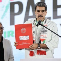 Maduro promulga lei que pune com 30 anos de prisão apoio a sanções contra Venezuela - STR Stringer / AFP