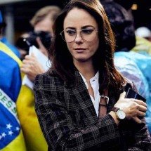 "Senna" despertou o coração verde-amarelo da inglesa Kaya Scodelario - Netflix/reprodução