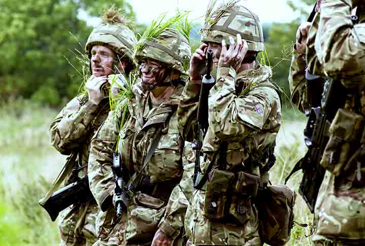 O exÃ©rcito britÃ¢nico Ã© um dos mais respeitados do mundo, com forte foco em operaÃ§Ãµes globais. As ForÃ§as Armadas sÃ£o altamente treinadas e equipadas, com um histÃ³rico de participaÃ§Ã£o em missÃµes de paz e de combate. Em sexto, possui nota 0.1443.