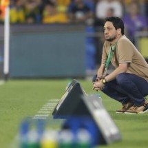 Arthur Elias em partida do Brasil contra a Austrália, neste domingo (1) -  (crédito: Foto: Rafael Ribeiro/CBF)