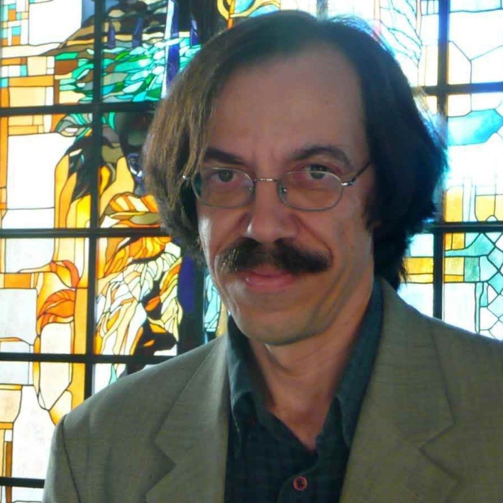 JoÃ£o Batista Melo lança em BH "O veludo das lagartas verdes"