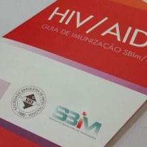 Geriatra chama atenção para aumento de casos de HIV em idosos - Siga nosso canal no WhatsApp e receba em primeira mão notícias relevantes para o seu dia