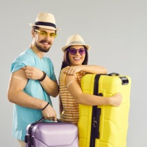 A atualização vacinal protege contra doenças locais e previne possíveis barreiras em viagens (Imagem: Studio Romantic | Shutterstock) -  (crédito: EdiCase)