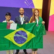 Mineira é medalhista de prata na Olimpíada Internacional de Matemática - Divulgação/PBH