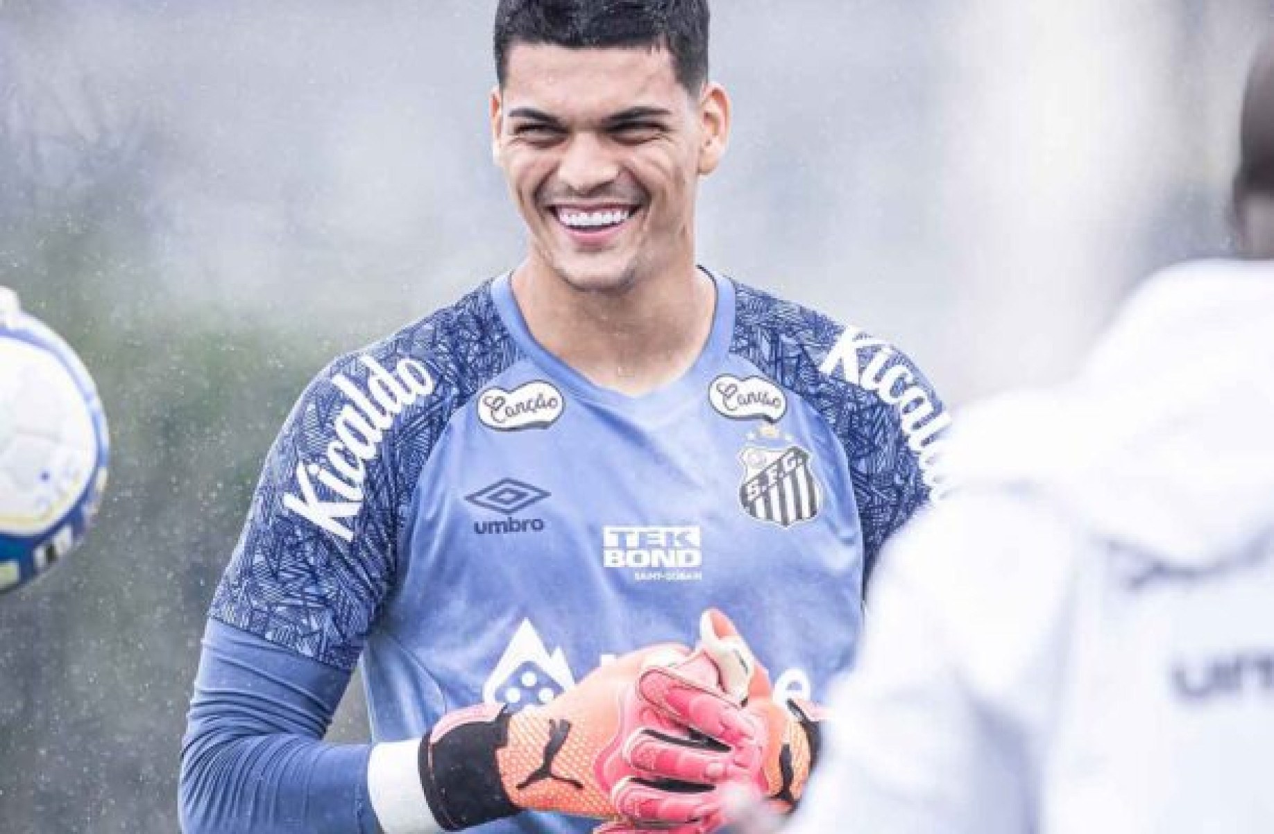 Gabriel Brazão admite quase ter parado de jogar antes de acerto com o Santos