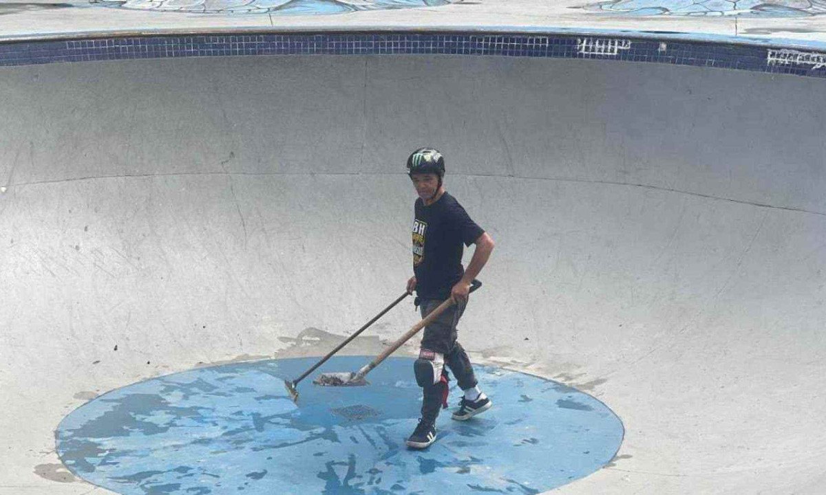 O skatista Josinei Menezes frequenta o parque Lagoa do Nado diariamente  -  (crédito: Edésio Ferreira/ EM/ D.A Press)