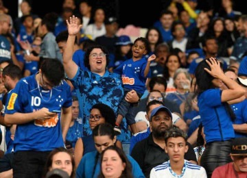 A torcida do Cruzeiro acabou sendo penalizada injustamente pela CBF, já que a agressão que gerou a punição estabelecida pela CBF foi cometida por torcedores do Palmeiras -  (crédito: Leandro Couri/EM/D.A Press)