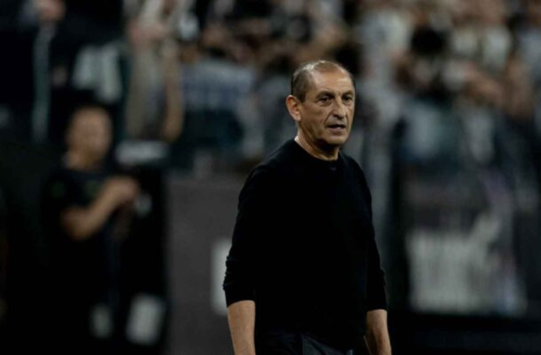 Ramón Díaz tem permanência oficializada pelo Corinthians para 2025