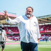 Marinakis  também é dono do Nottingham Forest, da Premier League inglesa -  (crédito: Foto: Divulgação Nottingham Forest)