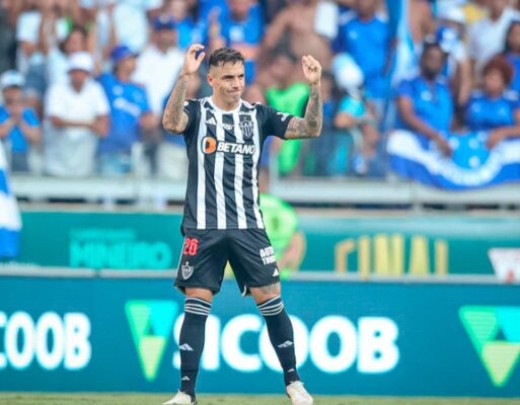  SARAVIA - Bem posicionado na marcação no primeiro tempo, começou a perder várias vezes na etapa final e um dos gols do Vasco saiu pelo seu setor. NOTA 4,5 Foto: Pedro Souza / Atlético