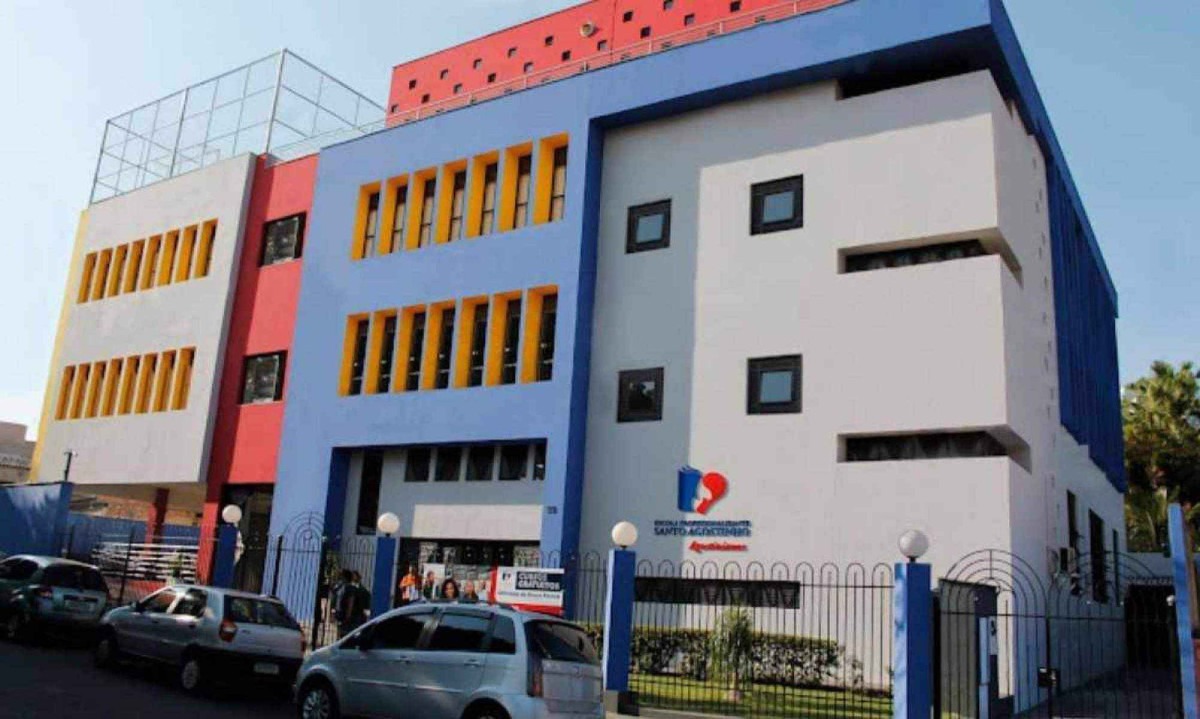 Escola profissionalizante no Barreiro oferece oportunidade de bolsa integral em cursos para alunos de baixa renda  -  (crédito: Divulgação/EPSA)