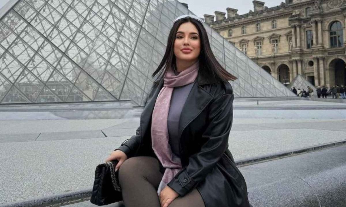 Influencer mineira Marcela Carvalho teve apartamento invadido e foi agredida em Paris -  (crédito: Redes Sociais/Reprodução )