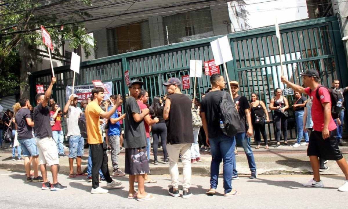  Paralisação para reivindicar melhores condições de trabalho e reajuste salarial -  (crédito: Jair Amaral/EM/D.A Press)
