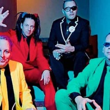 Information Society, Kon Kan e Double You fazem a festa no BeFly Hall - Facebook/reprodu&ccedil;&atilde;o