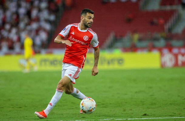 BRUNO HENRIQUE - Deu consistência ao setor de meio de campo e também contribuiu para as transições ofensivas, porém o Colorado não foi eficiente na frente. NOTA: 6,5. Foto: Ricardo Duarte / Internacional