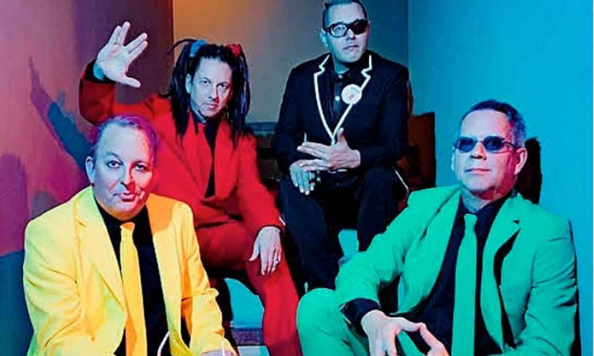 Information Society, Kon Kan e Double You fazem a festa no BeFly Hall