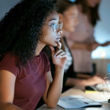 Empresas inclusivas conquistam mais mulheres na TI - DINO