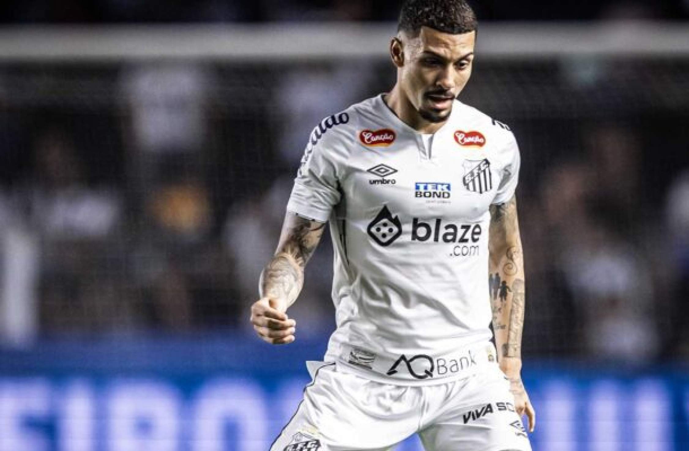Após um jogo na temporada, Alison não deve permanecer no Santos em 2025 Após um jogo na temporada, Alison não deve permanecer no Santos em 2025