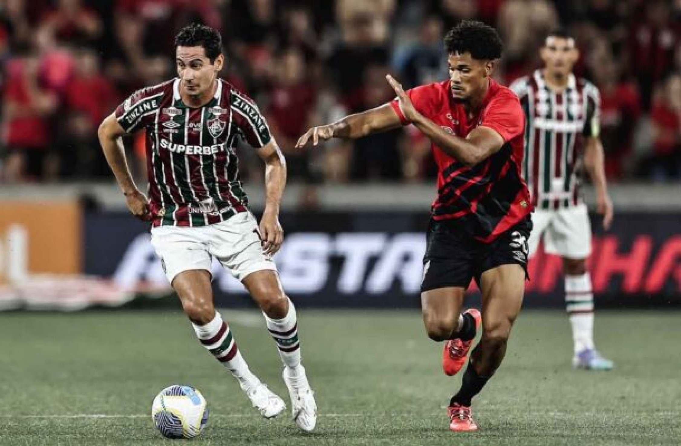 Fluminense pode ter mudanças na escalação para decisão