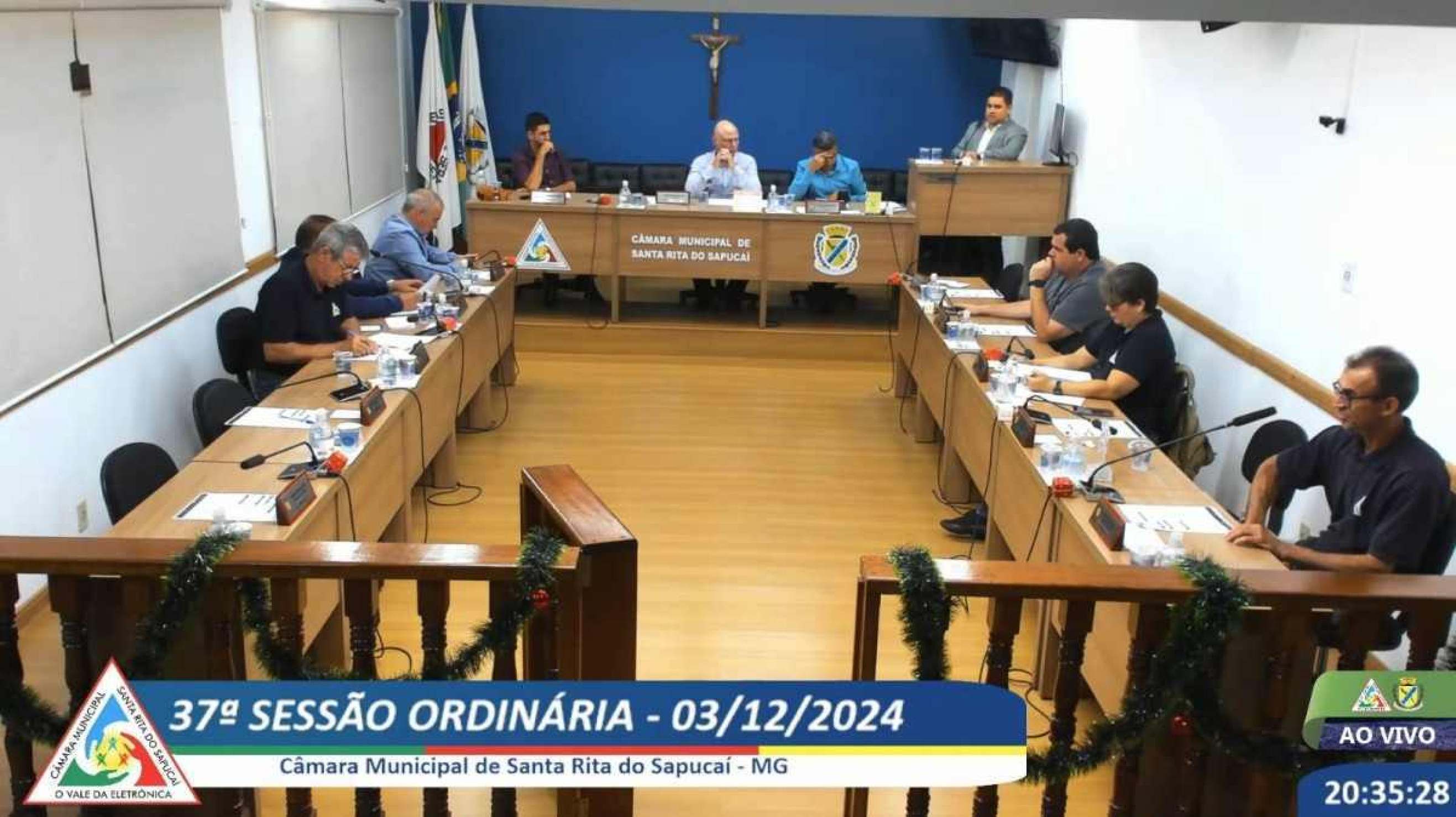 Vereadores do Sul de Minas aumentam seus próprios salários em mais de 83%