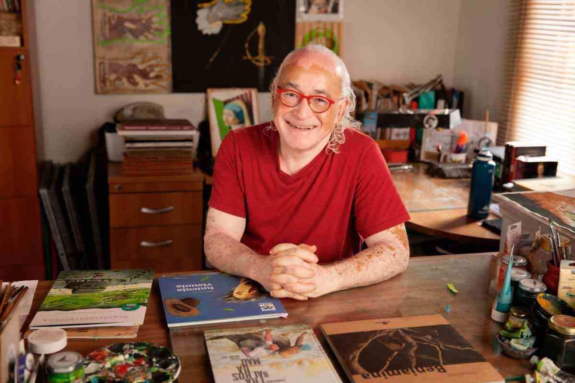 Livro 'Deztroços' revela a epifania do artista e ilustrador Nelson Cruz