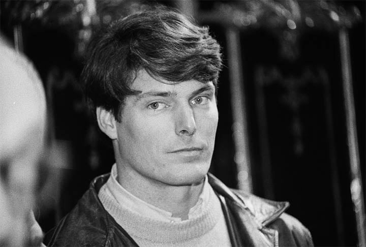 Nascido em Nova Iorque, no dia 25 de setembro de 1952, Christopher D'Olier Reeve sempre se interessou pelo mundo do cinema e era ator desde os 14 anos.