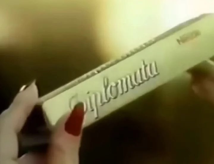 Bombom Diplomata, da Nestlé: Com recheio de mel e castanha de caju, esse chocolate fez muito sucesso nos anos 90. Hoje em dia, ele só existe na versão em barra.