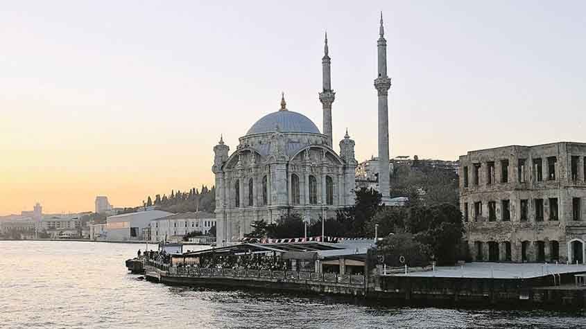 Istambul: cidade de dois continentes é confundida com capital turca