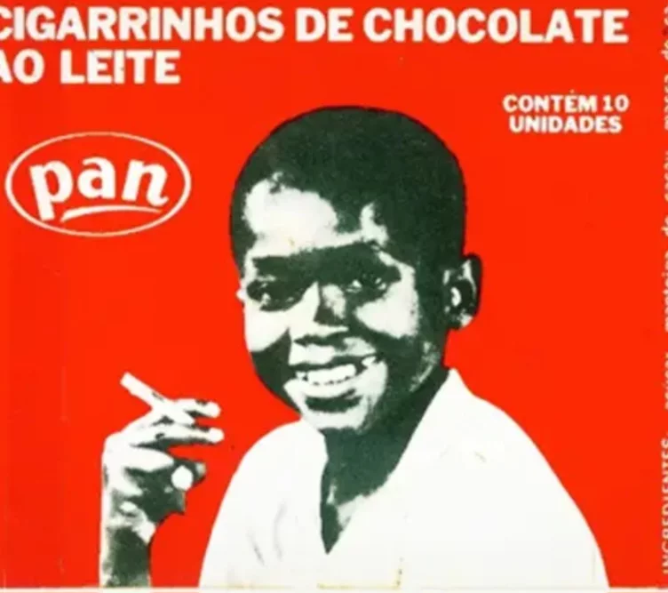 Cigarrinhos de chocolate Pan: Lançados em 1941, esses chocolates em formato de cigarro (isso mesmo!) faziam sucesso na época em que fumar era considerado algo sofisticado. Saiu de linha nos anos 1990 depois de uma campanha do Ministério da Saúde contra o tabagismo.