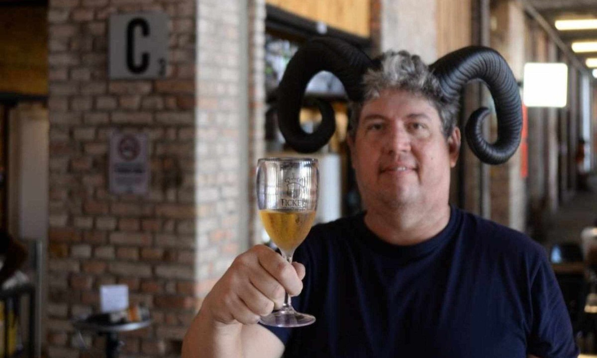 Taverna Ficker, de Thomas Ficker, oferece hidromel na taça -  (crédito: Túlio Santos/EM/D.A Press)
