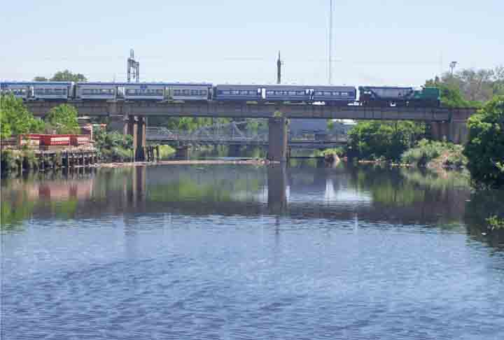 Rio Matanza-Riachuelo- Possui a extensão de 64 km e corta a capital da Argentina, Buenos Aires,  onde fica sua nascente. Sua foz está localizada em Rio da Prata.