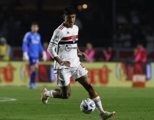 ALAN FRANCO - Um dos melhores do time durante os 90 minutos. Ganhou praticamente todos os duelos na defesa e quase conseguiu evitar a derrota. NOTA: 6,5 - Foto: Rubens Chiri / saopaulofc.net