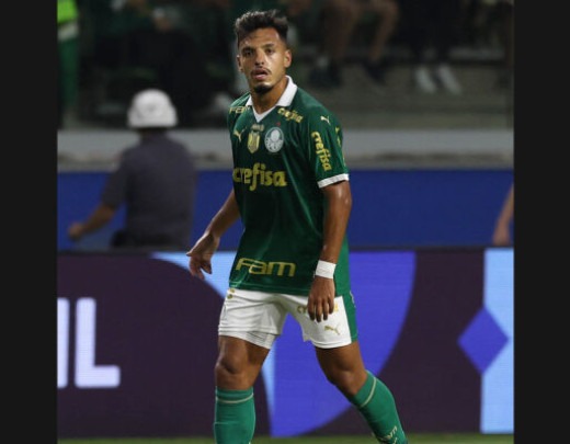 GABRIEL MENINO - Não entrou bem na segunda etapa. Em uma de suas ações, foi desarmado perto da área alviverde e por pouco não resultou em gol do Fluminense.  NOTA 4,0 - Foto: Cesar Greco/Palmeiras