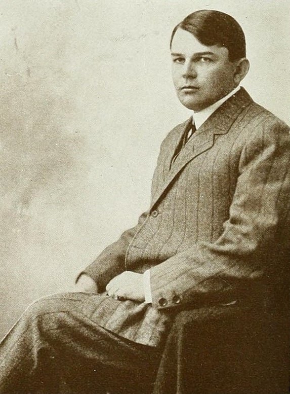 O prÃ©dio foi projetado pelo arquiteto estadunidense George Bergstrom (1876-1955). Ele nasceu no Wisconsin, formou-se pelo Instituto de Tecnologia de Massachusetts em 1899 e se estabeleceu em Los Angeles, CalifÃ³rnia, em 1901.