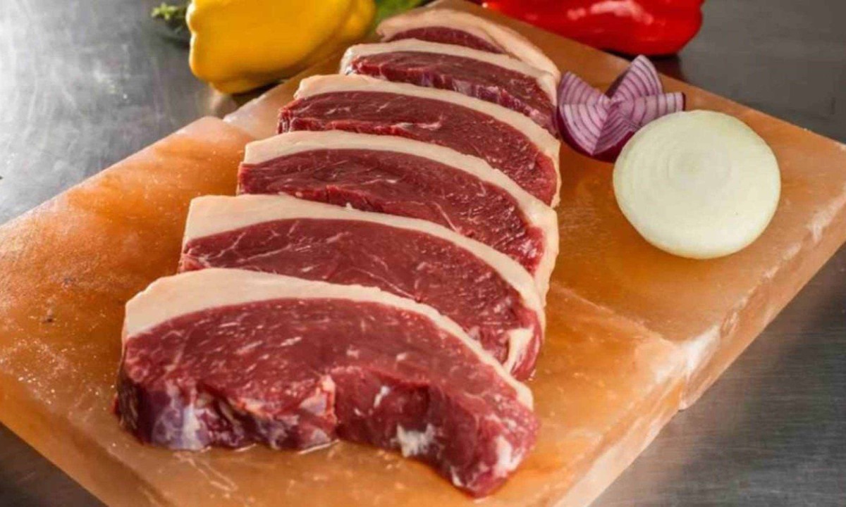 Picanha é o corte queridinho dos brasileiros para o churrasco -  (crédito: Agência Brasil)