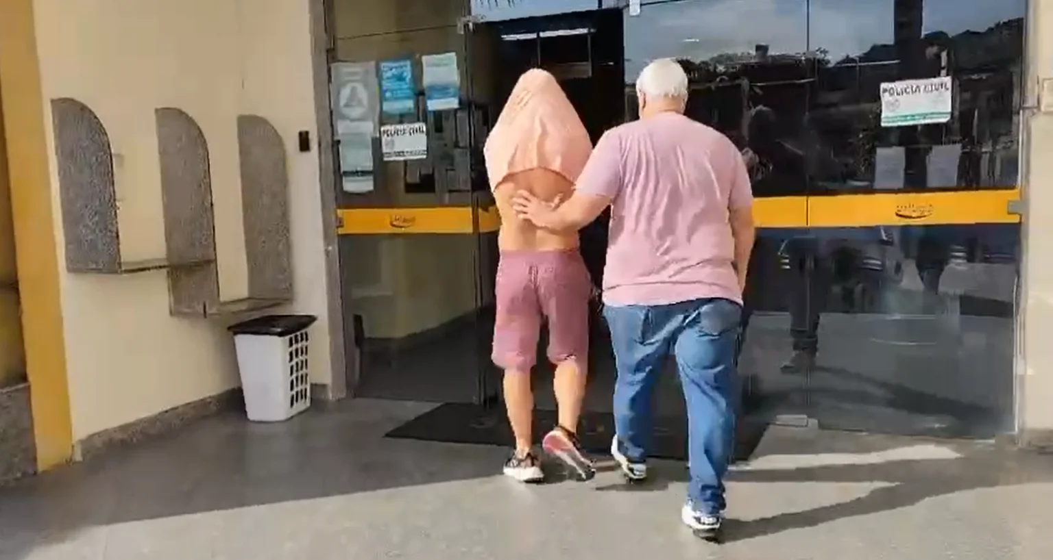 Motorista de app suspeito de se masturbar enquanto transportava passageira e depois tentar estuprá-la é preso -  (crédito: Reprodução/redes sociais)