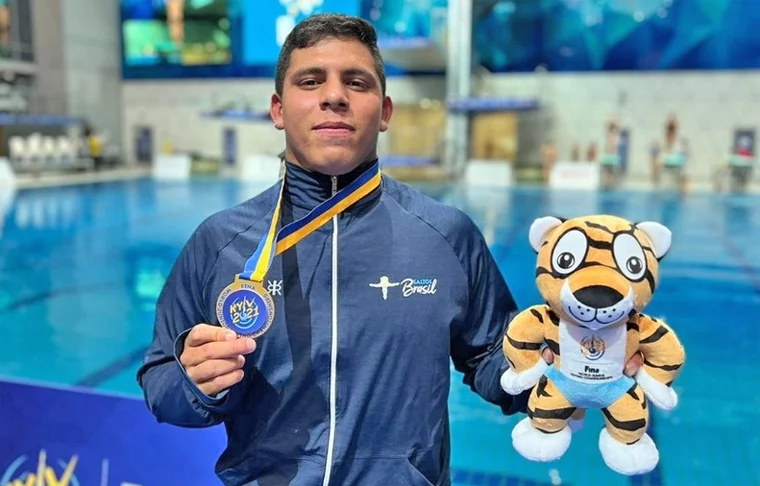 O saltador Kawan Pereira, nascido em Parnaíba em 17/6/2002, é outro talento do Piauí. Medalha de bronze nos Jogos Pan-Americanos de 2019, também faturou o Ouro no Mundial Jr em 2021, em Kiev (Ucrânia).  