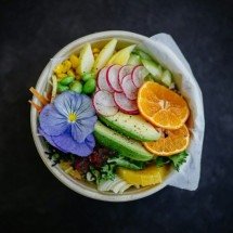 "Instagramável": entenda o avanço do consumo de flores comestíveis! - Martin Baron Unsplash