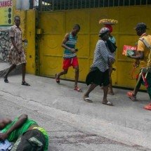 Mais de 180 mortos no fim de semana no Haiti em atos de violência entre gangues - Clarens SIFFROY / AFP
