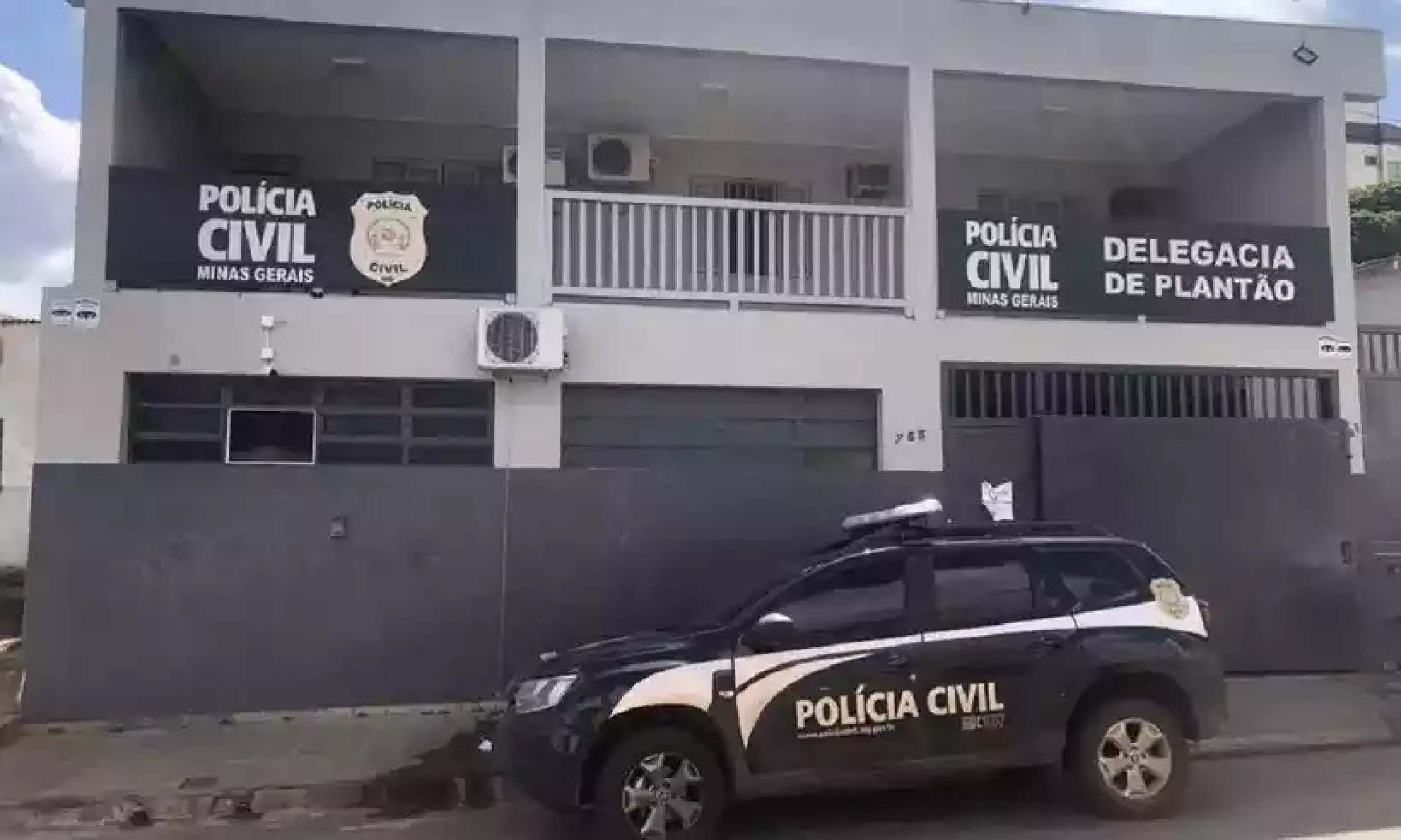 Homem vai à delegacia pedir ajuda e é preso por consumo de drogas e álcool