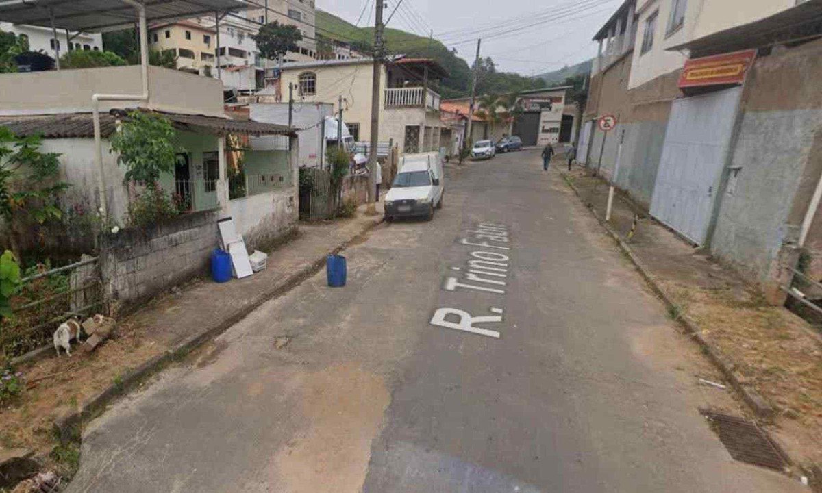 Rua onde idosa foi encontrada em Juiz de Fora -  (crédito: Divulgação / Google Street View)