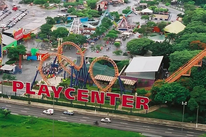 A entrada da marca de chocolates no setor de parques e entretenimento ocorreu em fevereiro deste ano, com a aquisição do Grupo Playcenter.