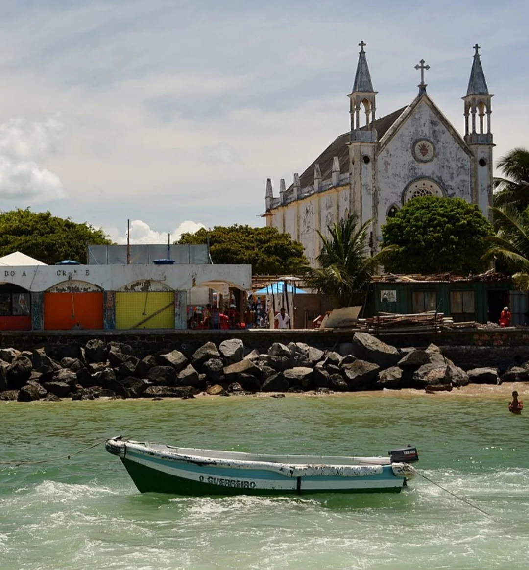 Já na Bahia, Vera Cruz é uma cidade que se separou de Itaparica há cerca de 60 anos e costuma recebe bastante gente que busca um lugar tranquilo perto do mar.
