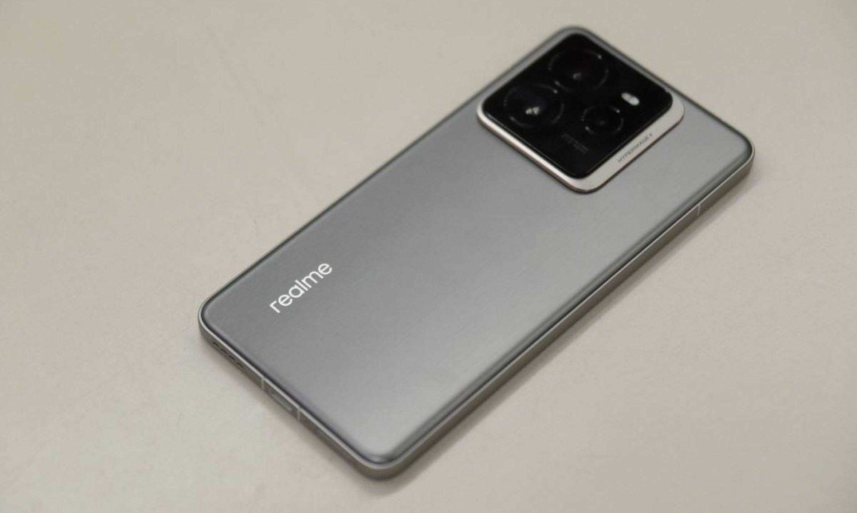 O Realme GT 7 Pro desembarca no mercado trazendo o Snapdragon 8 Elite, o chip mais avançado da atualidade. -  (crédito: Tulio Santos/EM/DA/Press)