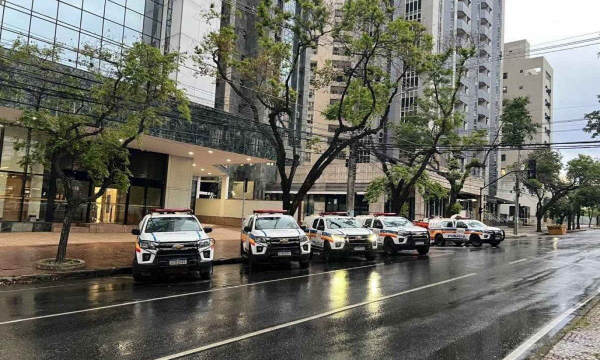 Operação de combate a fraudes realizadas através de compras com cartão de crédito foi deflagrada na manhã desta quarta-feira (11/12) -  (crédito: MPMG/Divulgação)