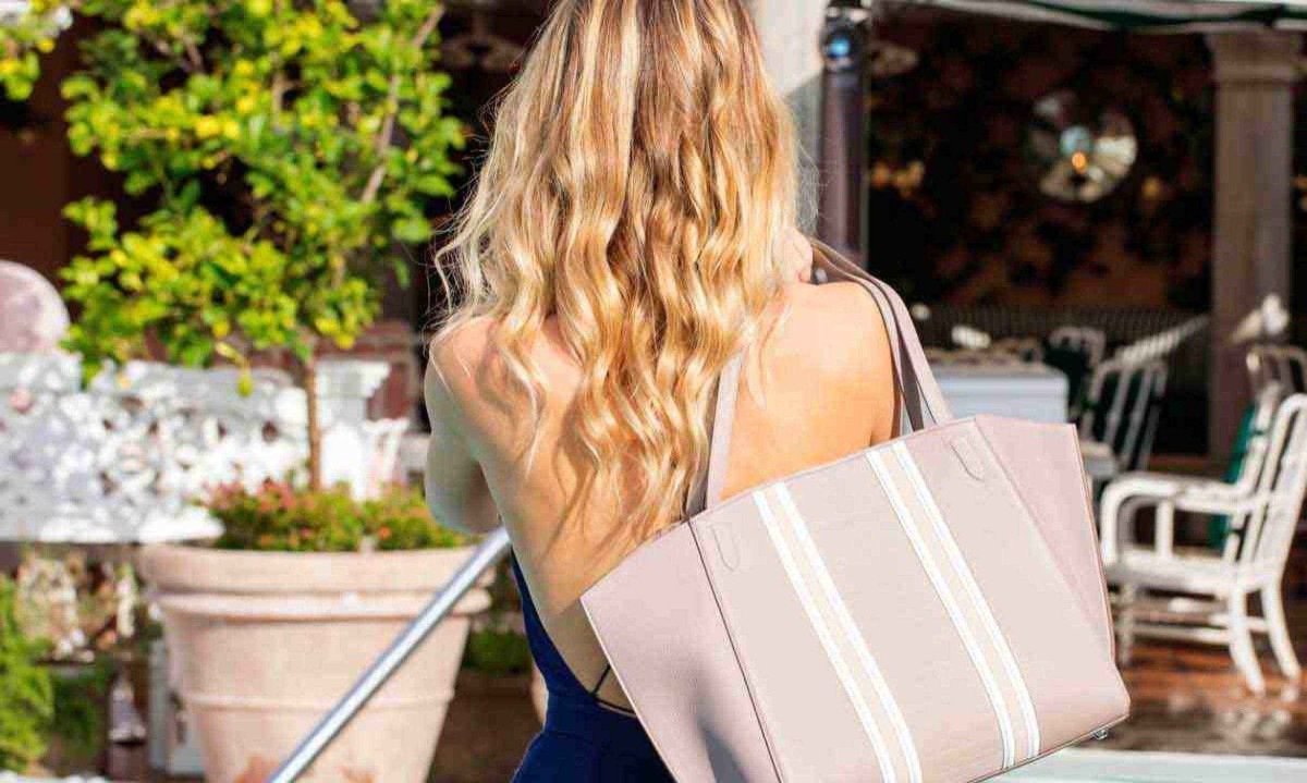 Uma das principais dicas é quanto ao modelo de uma bolsa, considerando a regra do contraste entre formato e tipo de corpo
- (crédito: Asprey/Divulgação) Uma das principais dicas é quanto ao modelo de uma bolsa, considerando a regra do contraste entre formato e tipo de corpo
- (crédito: Asprey/Divulgação)