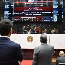 Assembleia aprova adiamento do IPVA em Minas para o mês de fevereiro - ALMG/ Alexandre Netto