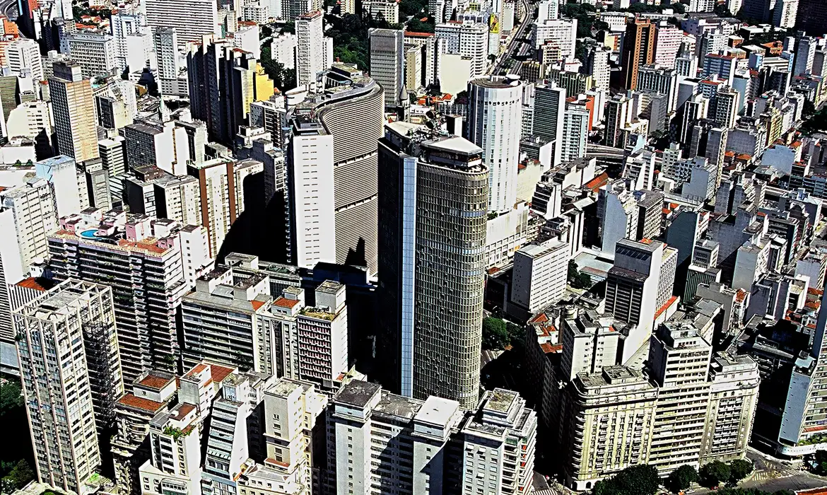 Uma a cada cinco pessoas no Brasil mora de aluguel - Arquivo/Agência Brasil