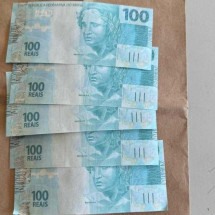 Jovem é preso pela PF ao receber dinheiro falso nos Correios em MG - Pol&iacute;cia Federal/Divulga&ccedil;&atilde;o
